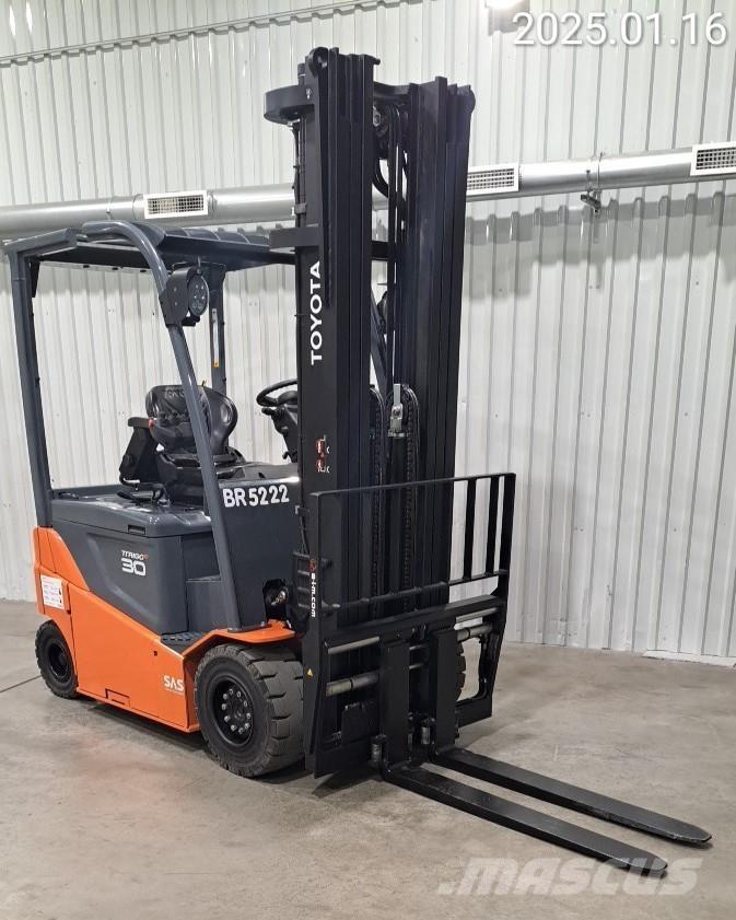 Toyota 8FBMKT30 Elektro Stapler