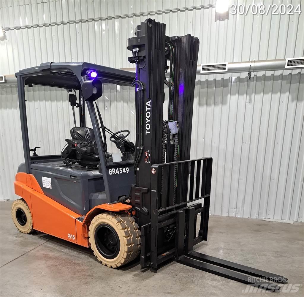 Toyota 8FBMT50 Elektro Stapler