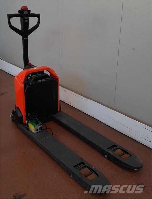 BT LHE130 Elektro Stapler