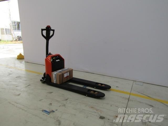 BT LHE130 Elektro Stapler