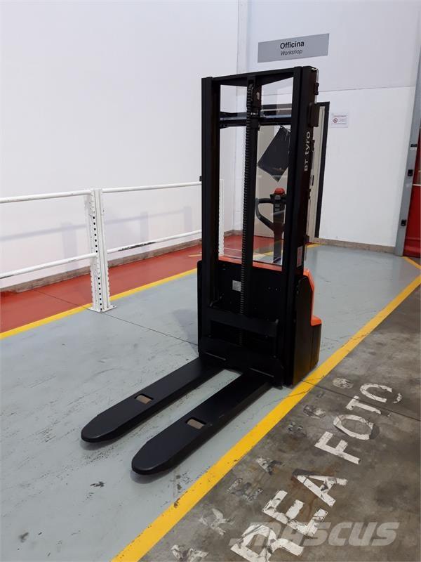 BT SHE100 Handhubwagen