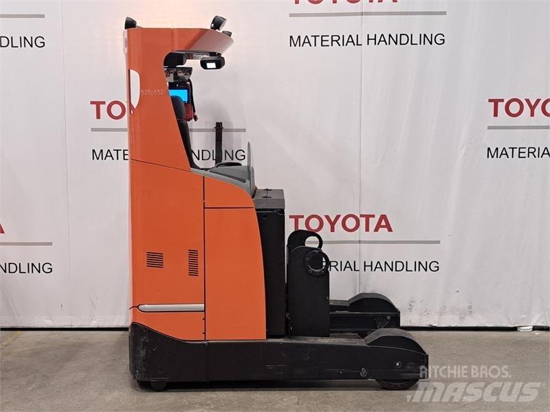 BT RRE200E Schubmaststapler