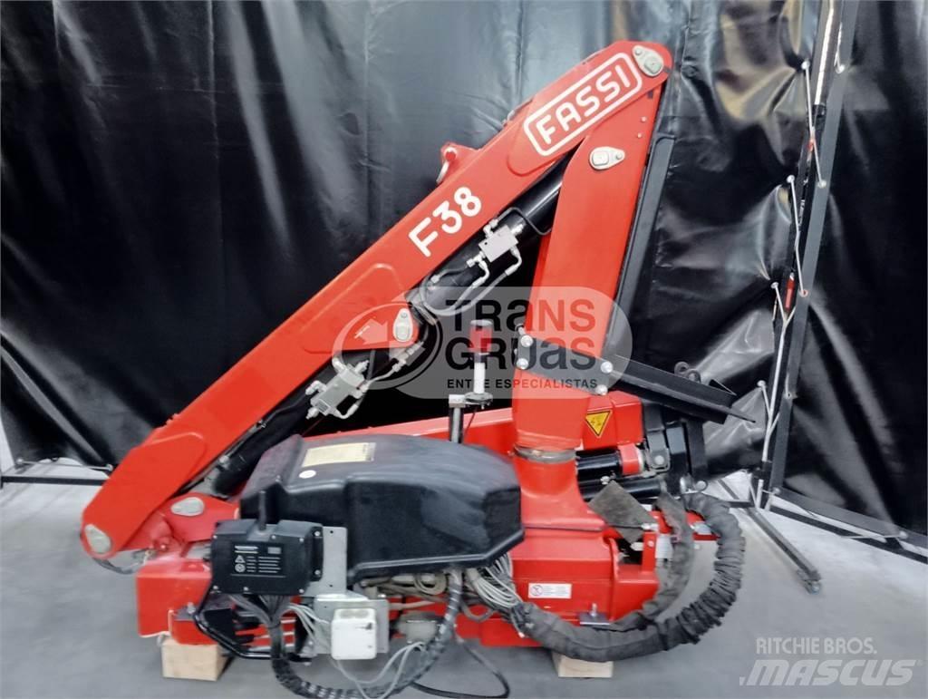 Fassi F38AF Ladekrane