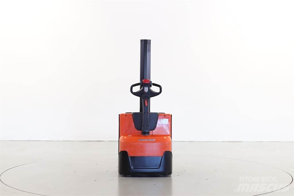 BT SWE-080-L Deichselstapler