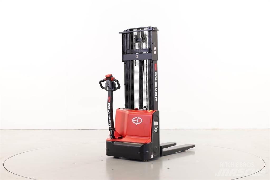 EP DS3 Deichselstapler