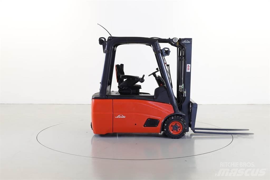 Linde E16L-01 Elektro Stapler