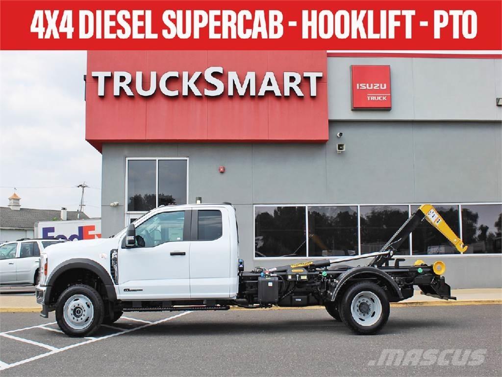 Ford F550 Containerwagen