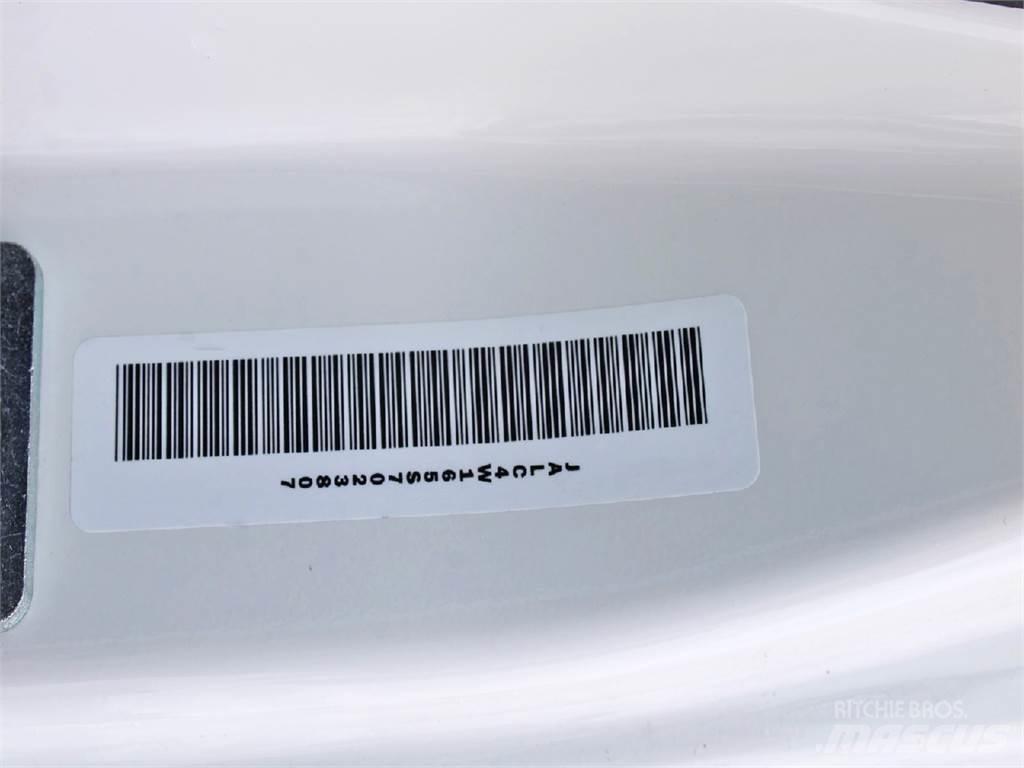 Isuzu NPR-HD Kastenaufbau