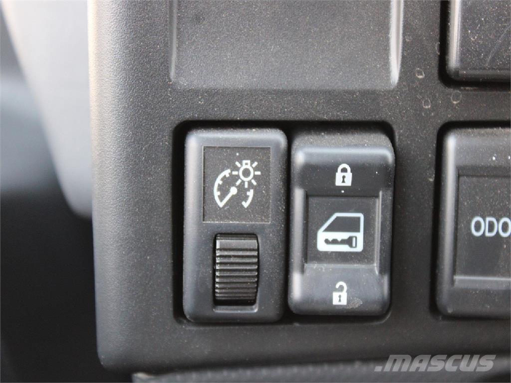 Isuzu NPR-HD Containerwagen