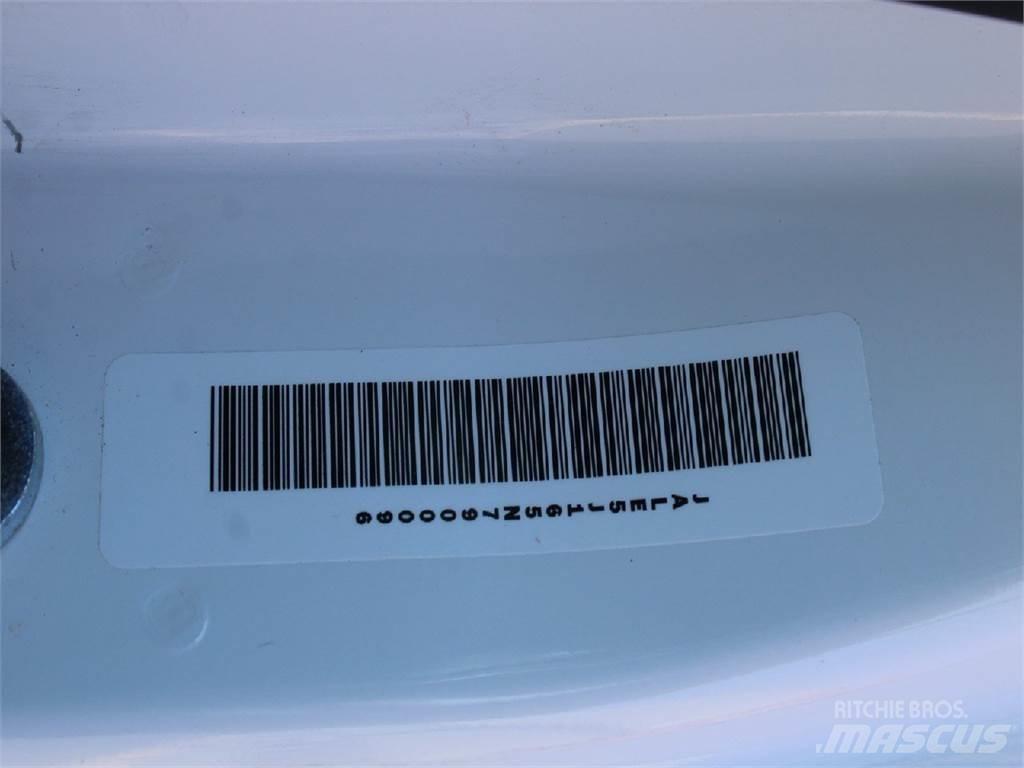 Isuzu NQR Kastenaufbau