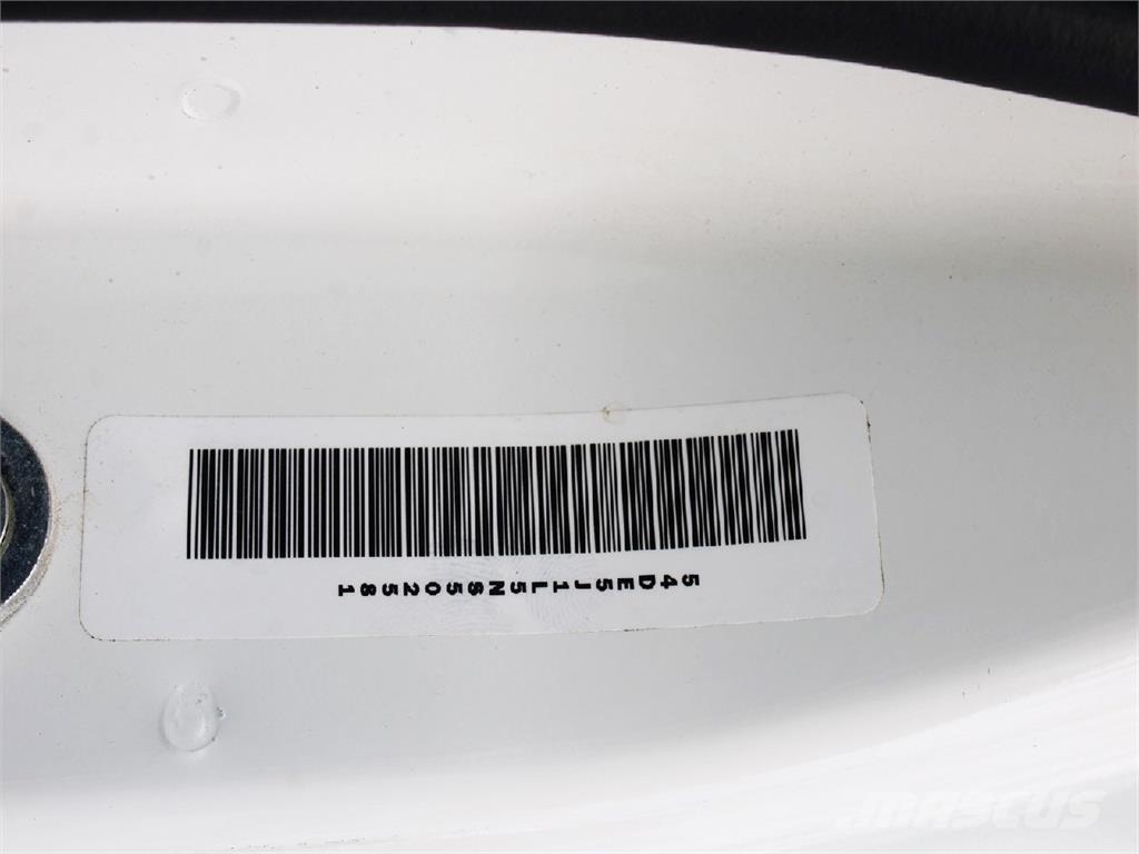 Isuzu NQR Containerwagen