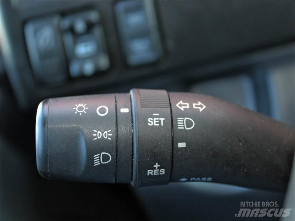 Isuzu NRR Kastenaufbau