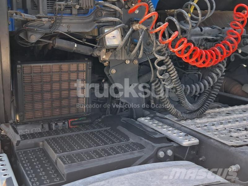 Scania R450 Sattelzugmaschinen