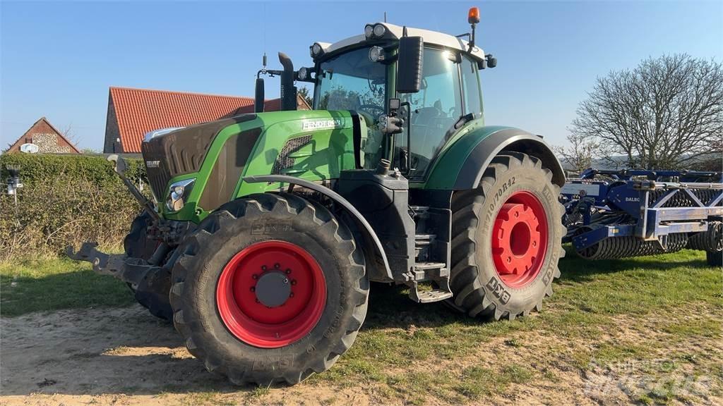 Fendt 828 S4 Traktoren