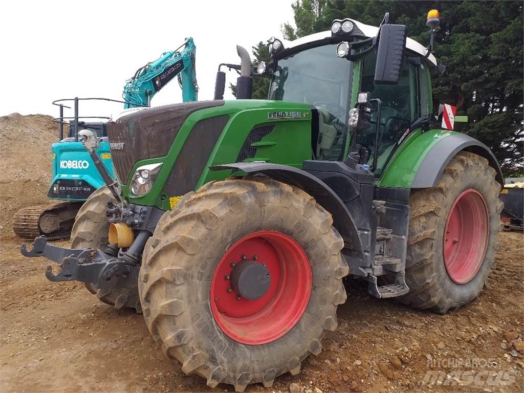 Fendt 828 VARIO Traktoren