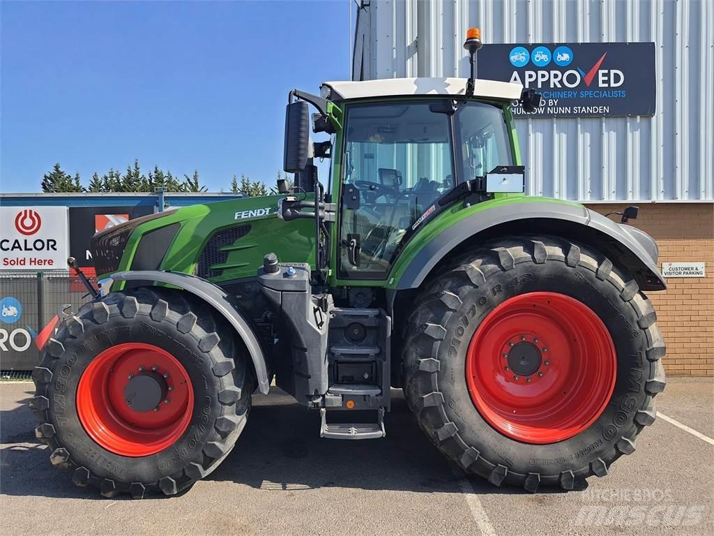 Fendt 828 VARIO Traktoren