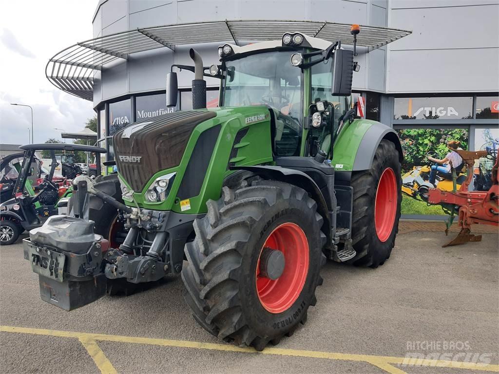 Fendt 828 VARIO S4 Traktoren