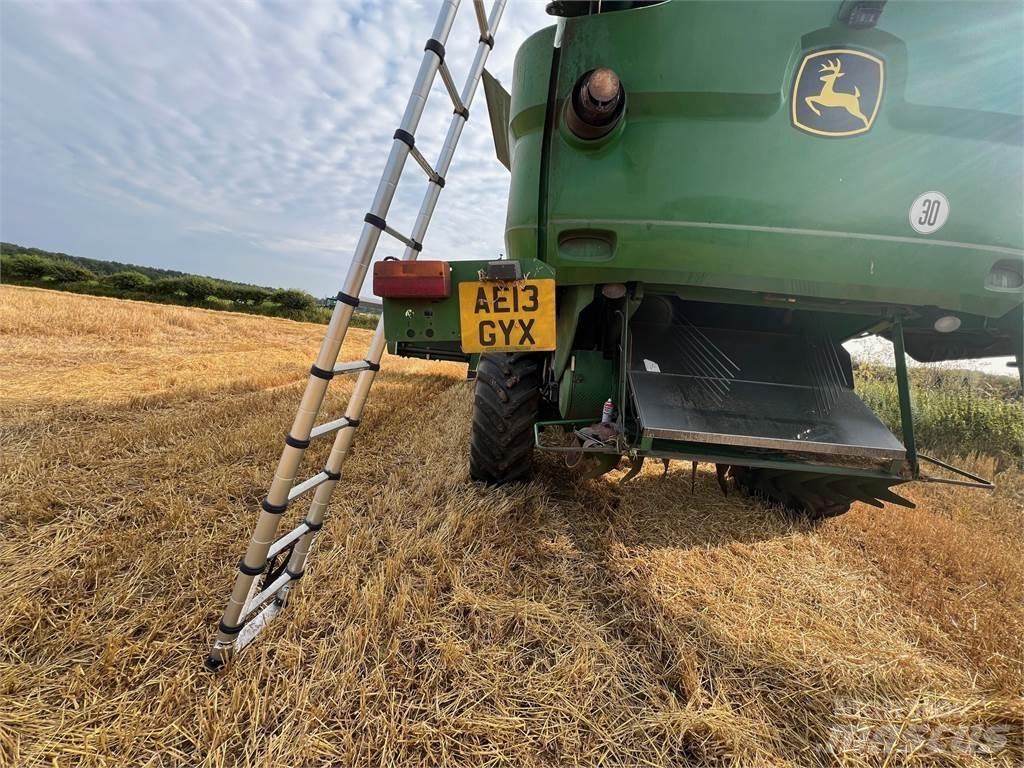 John Deere S685I Mähdrescher