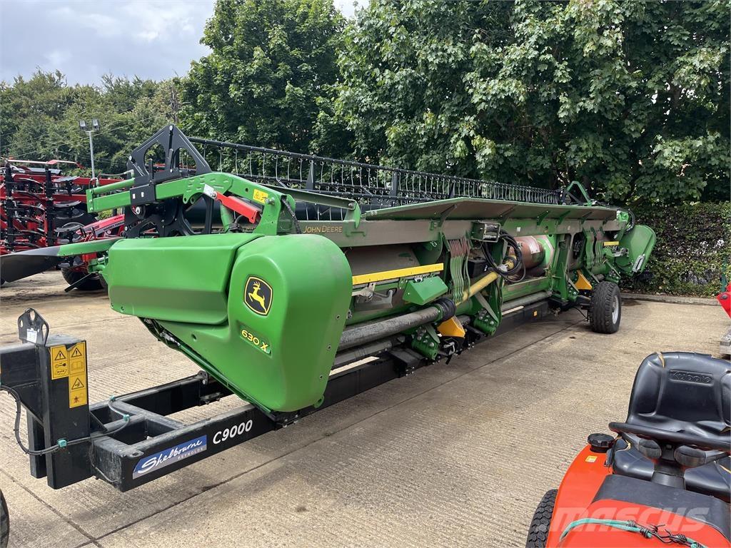 John Deere T670I Mähdrescher