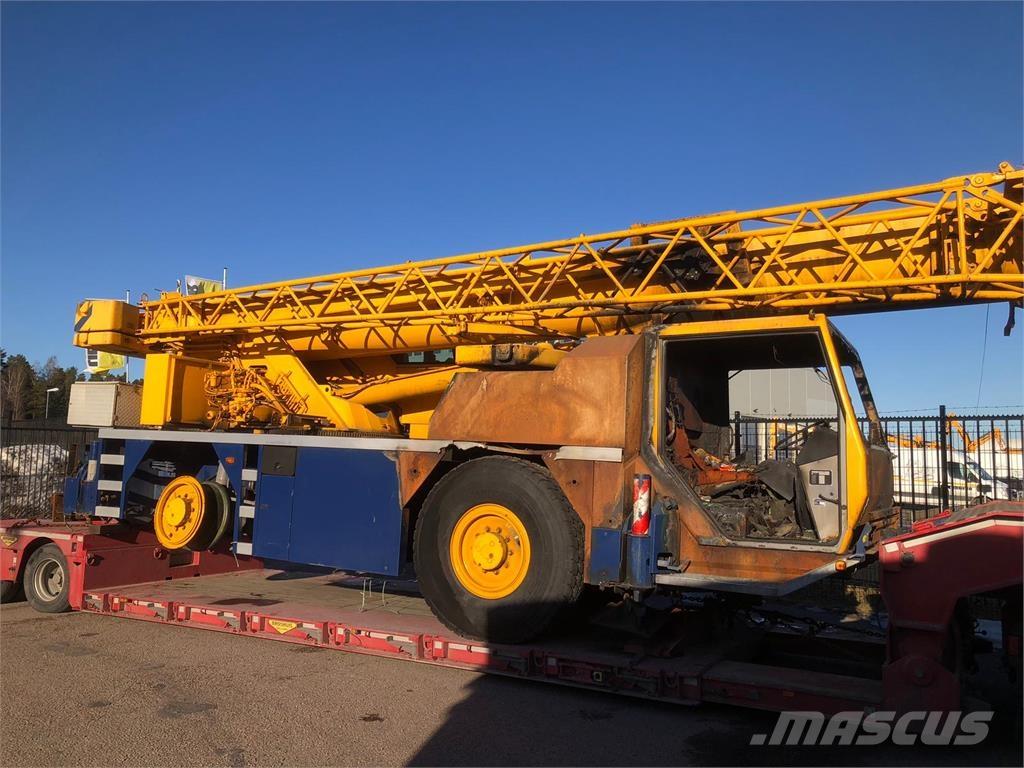 Liebherr LTM 1030-2 All-Terrain-Krane