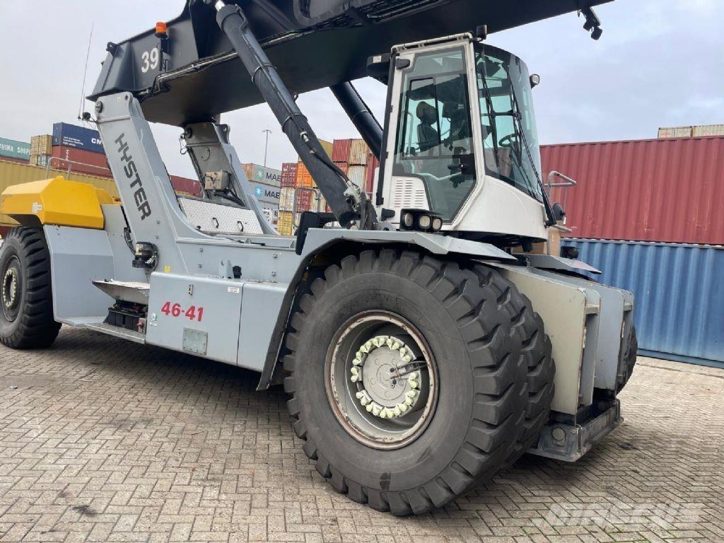 Hyster RS46-41XD/67S Reach-Stacker