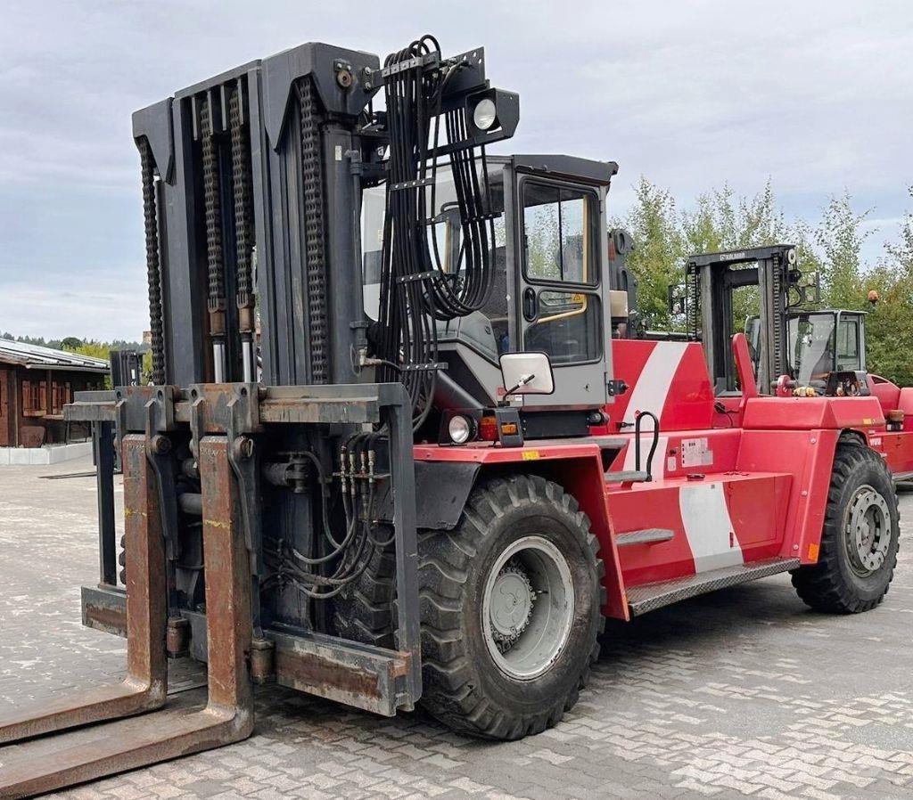 Kalmar DCD250-12LB Diesel Stapler