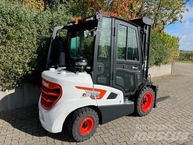 Bobcat D35C-9 Diesel Stapler