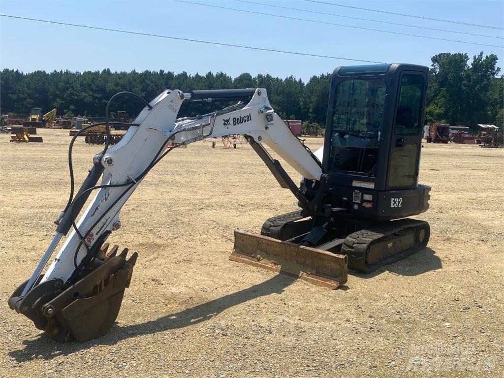Bobcat E32 Sonstige Baumaschinen