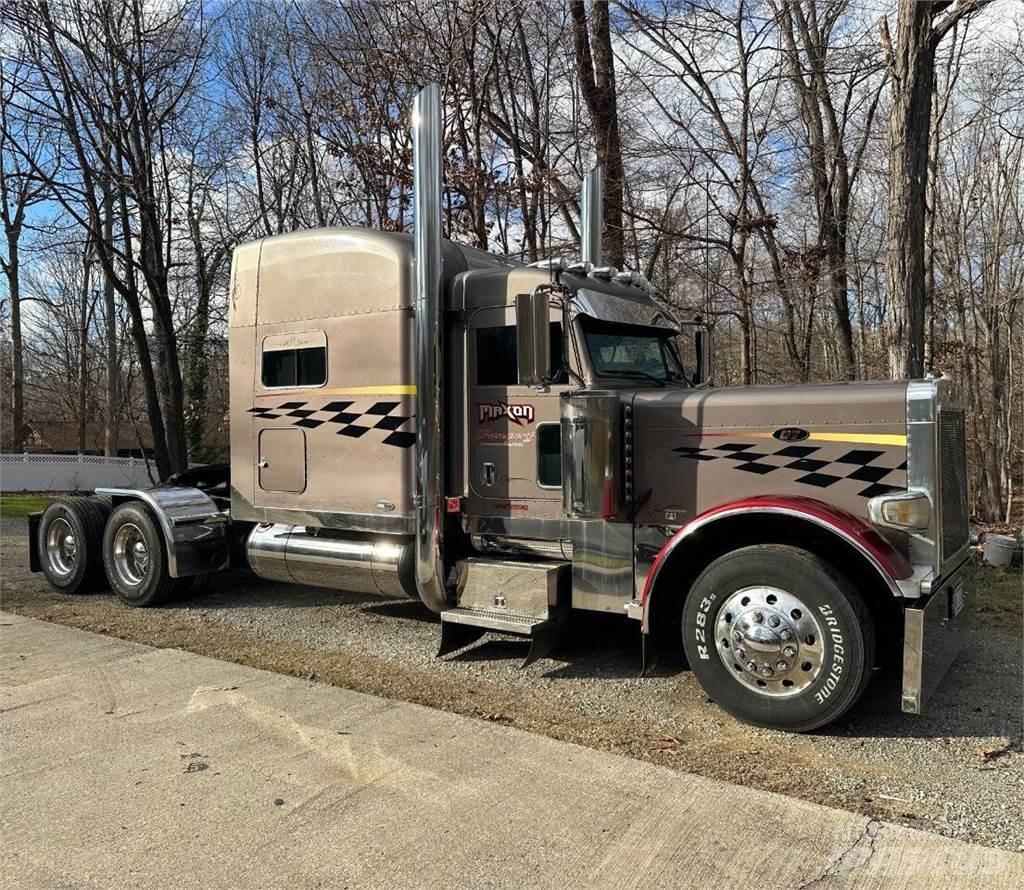 Peterbilt 379 Sonstige Baumaschinen