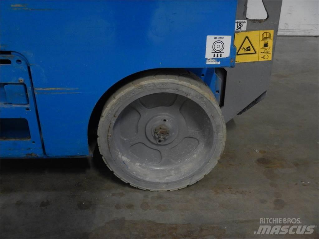 Genie GS2032 Scheren-Arbeitsbühnen