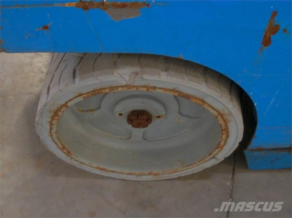Genie GS4047 Scheren-Arbeitsbühnen