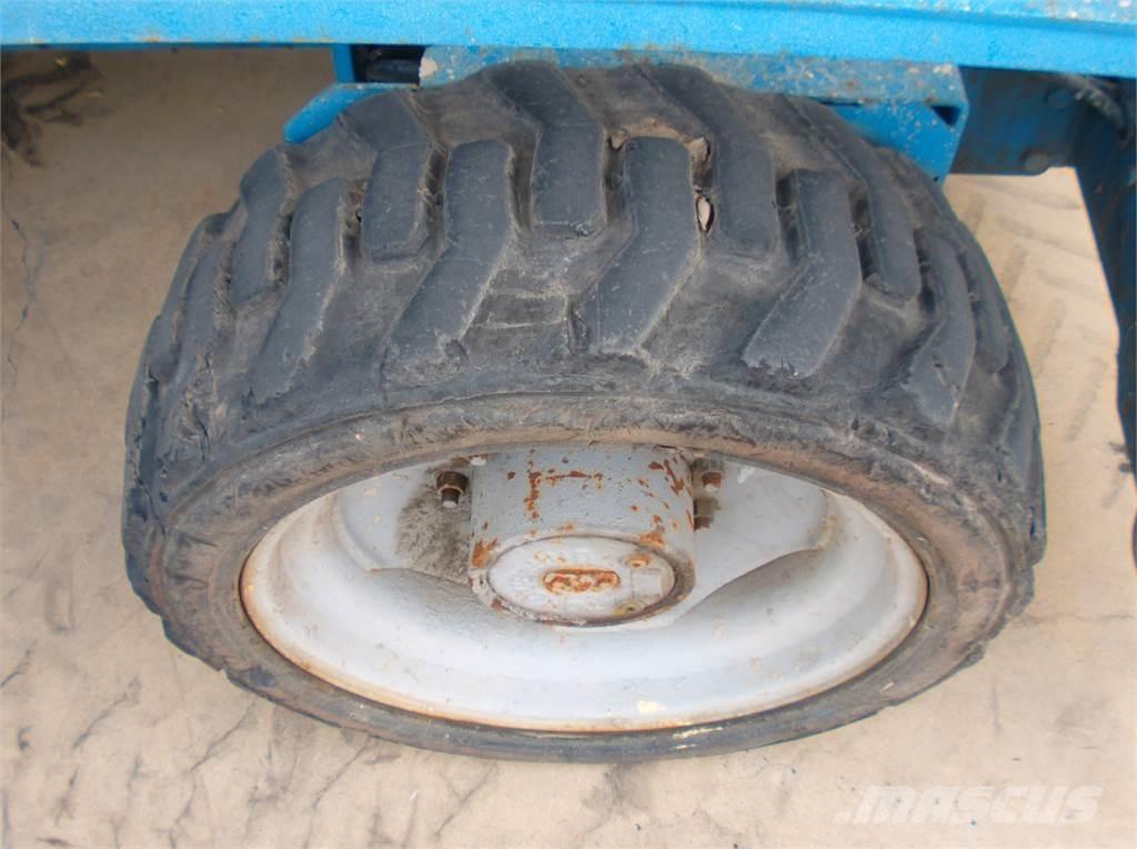 Genie GS4390RT Scheren-Arbeitsbühnen