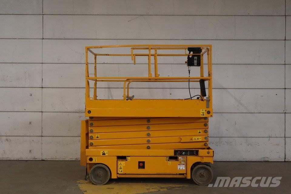 Haulotte Compact 14 Scheren-Arbeitsbühnen