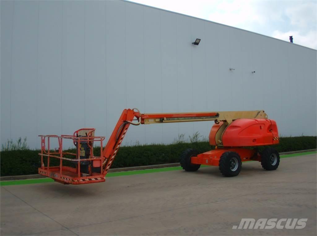 JLG 460SJ Teleskopbühnen