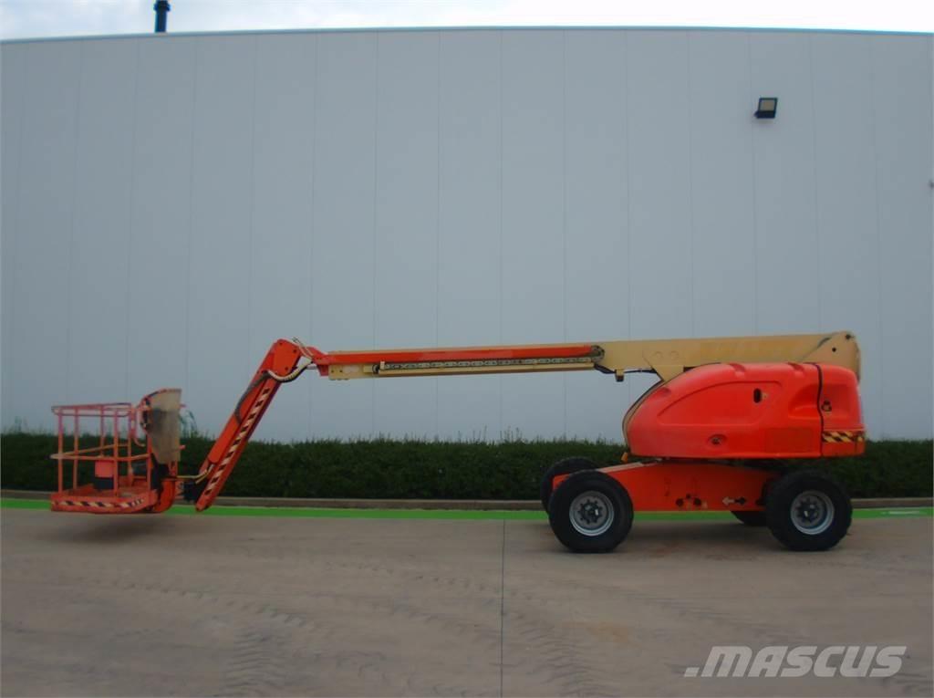 JLG 460SJ Teleskopbühnen