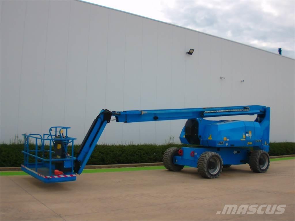 JLG H800AJ Gelenkteleskoparbeitsbühnen