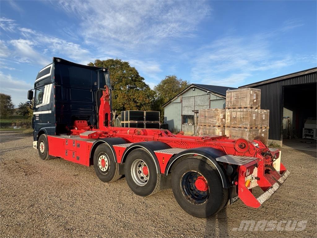 DAF XF 510 FAK 8X2 Abrollkipper
