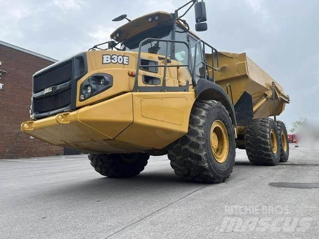 Bell B30E Dumper - Knickgelenk