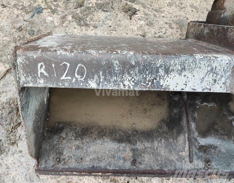 Mecalac 12MXT Schaufeln