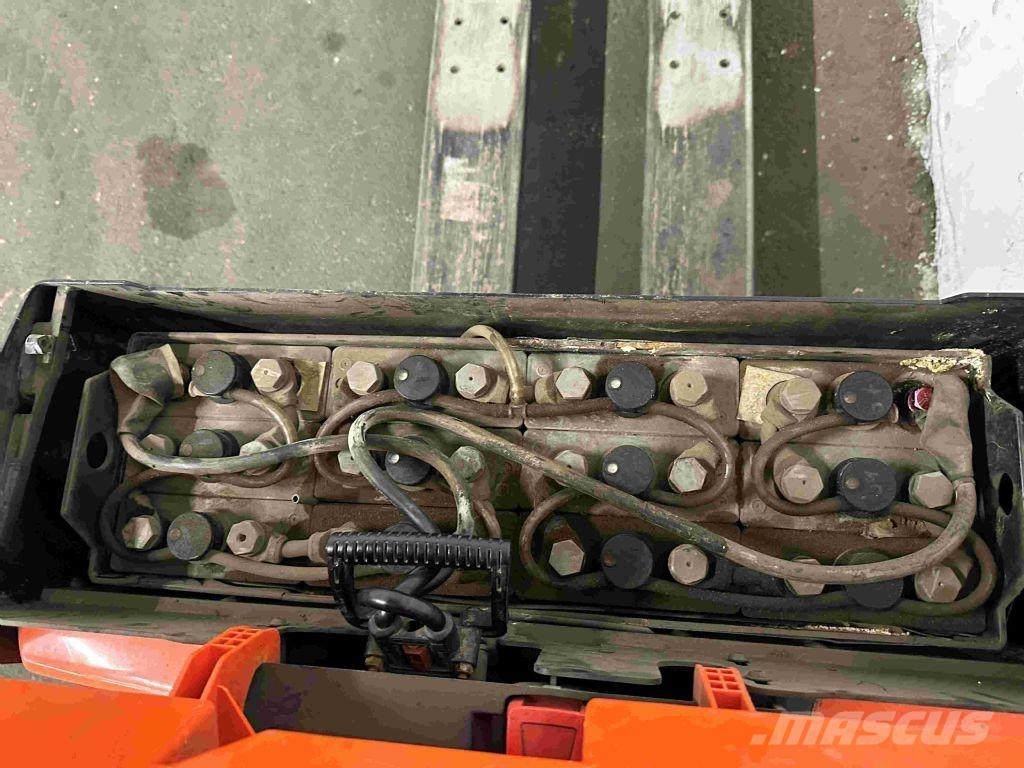 BT LWE 200 Niedergabelstapler