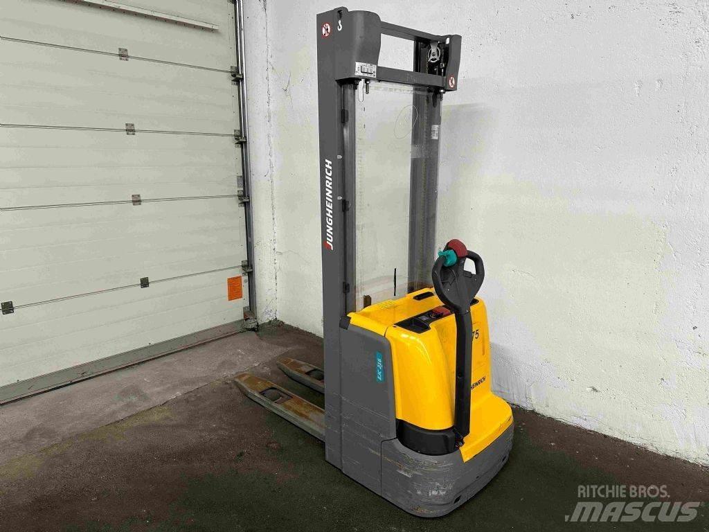 Jungheinrich EJC 216 Deichselstapler