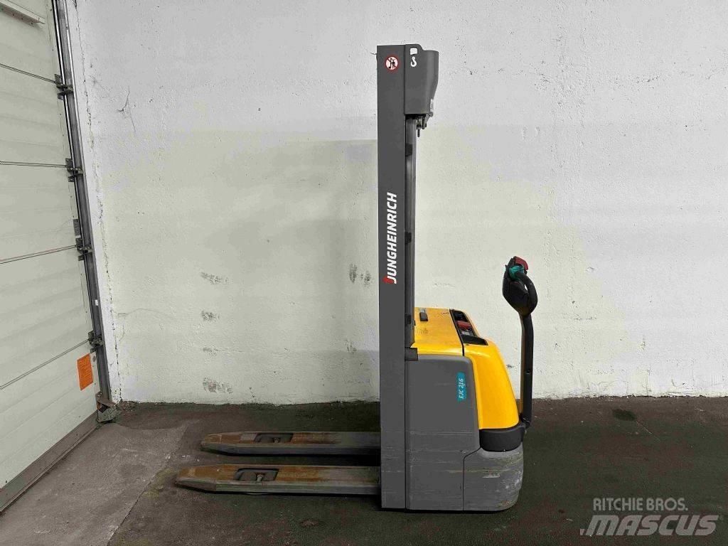 Jungheinrich EJC 216 Deichselstapler