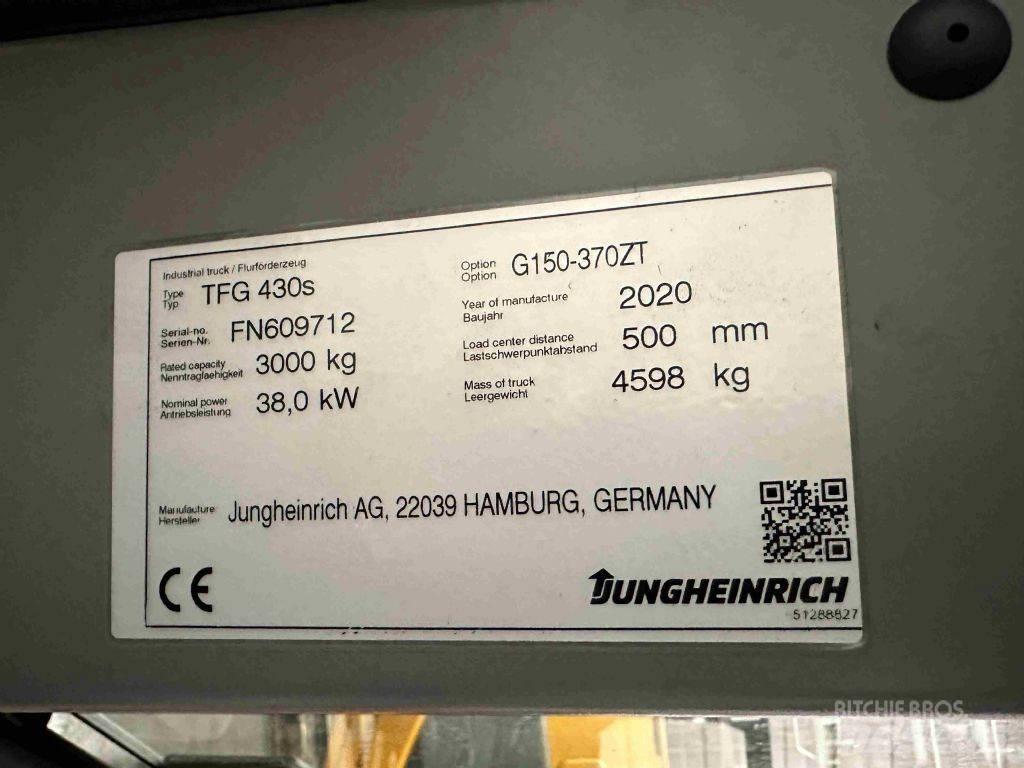 Jungheinrich TFG 430s Gas Stapler