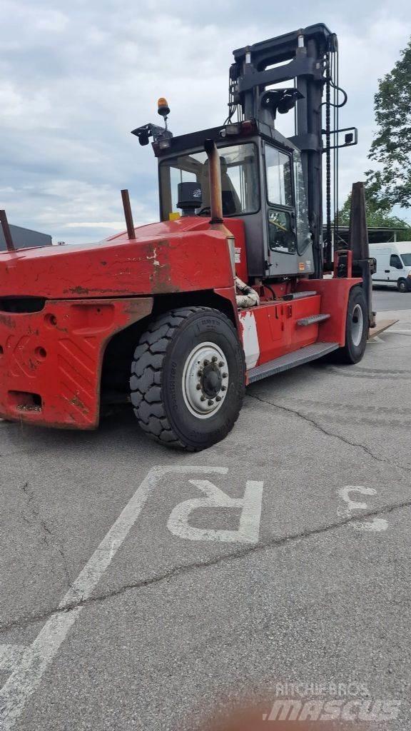 Kalmar DCE 160-12 Diesel Stapler