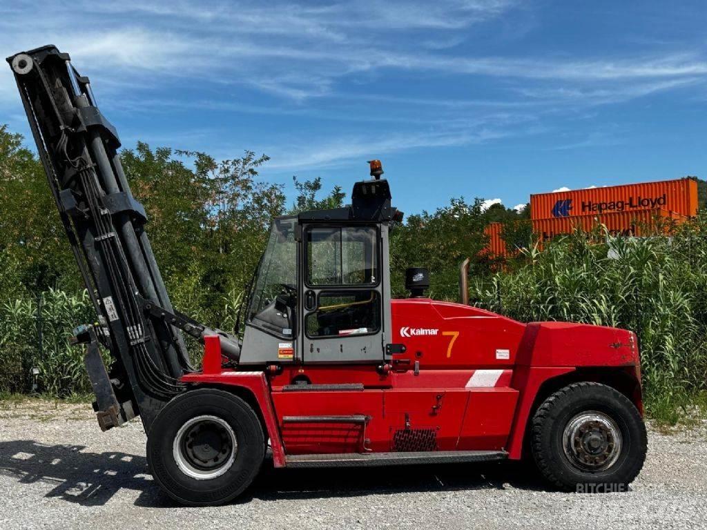 Kalmar DCE 160-12 Diesel Stapler