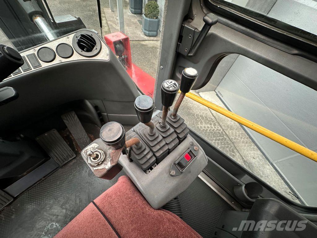 Kalmar DCE 160-12 Diesel Stapler