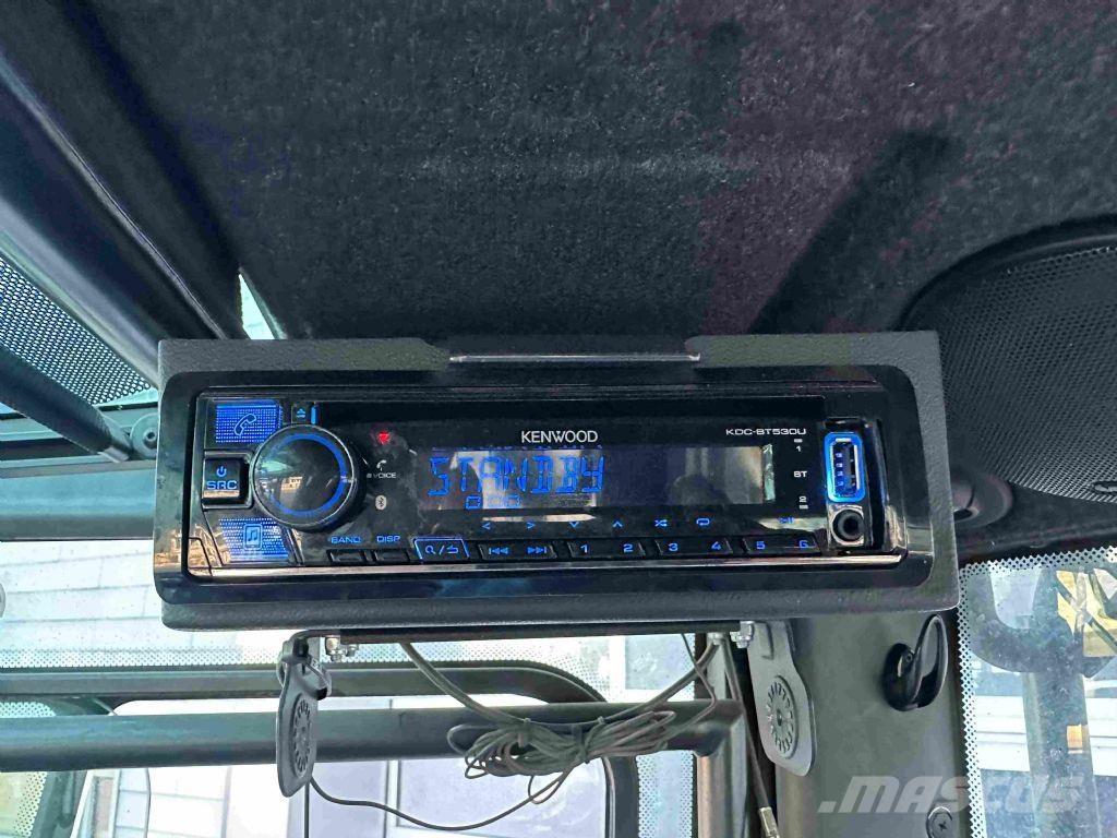 Kalmar DCG 160-12 Diesel Stapler