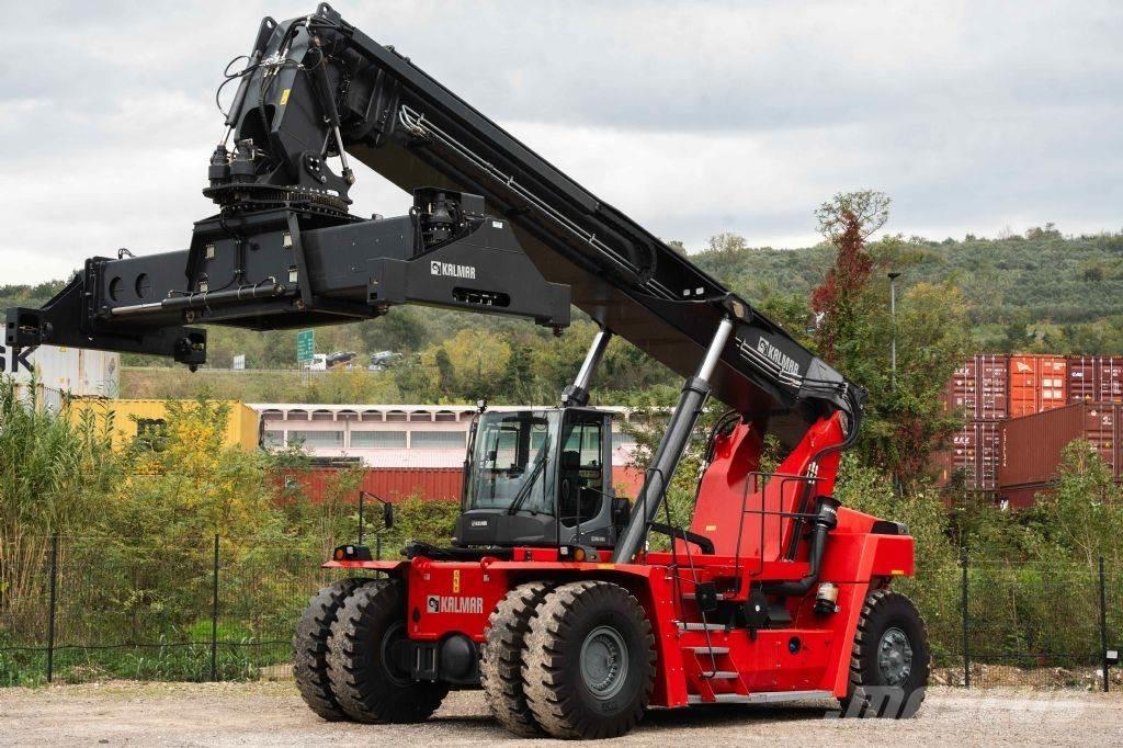 Kalmar DRG450-60S5M Reach-Stacker