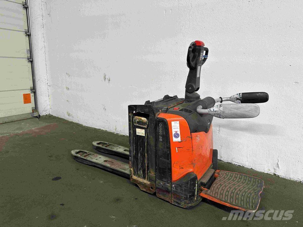 Toyota LPE 200 Niedergabelstapler
