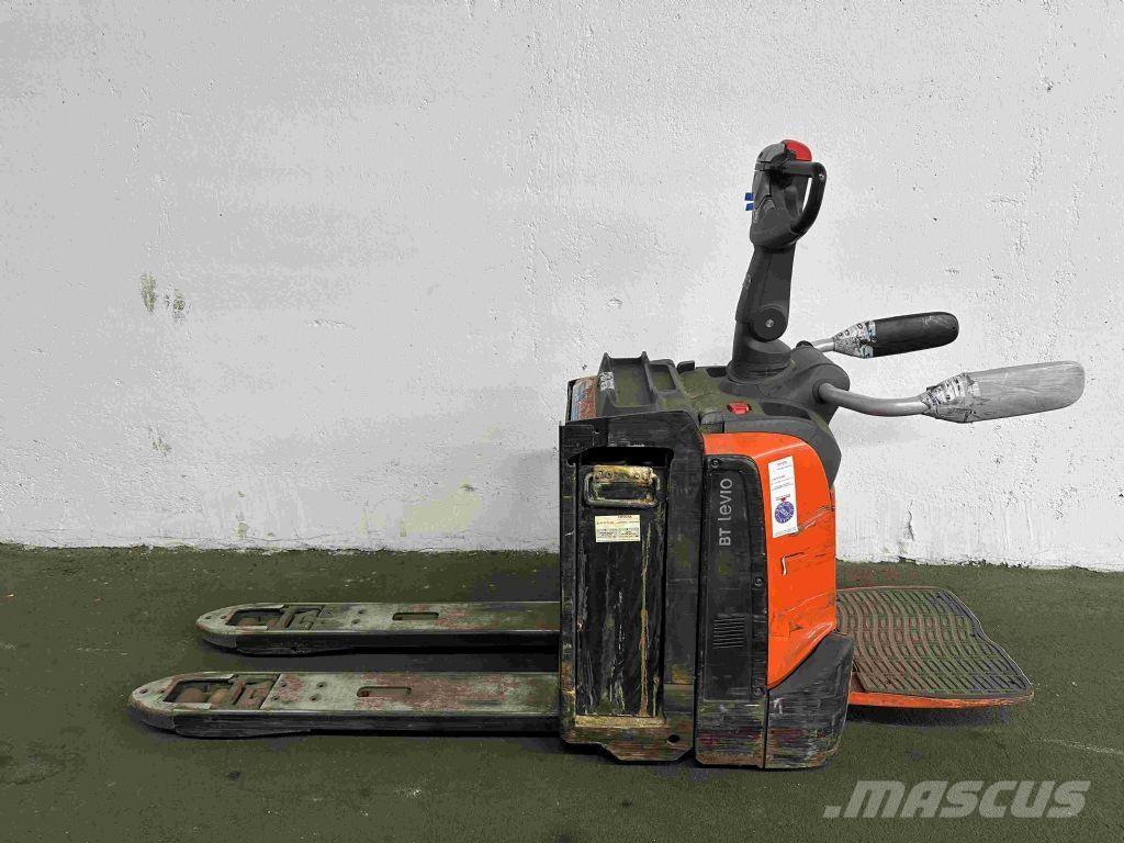 Toyota LPE 200 Niedergabelstapler